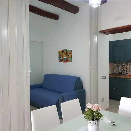 Al Teatro Verdi Luxury Apartment *
