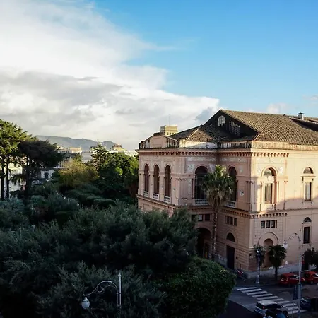 Al Teatro Verdi Luxury Apartment *